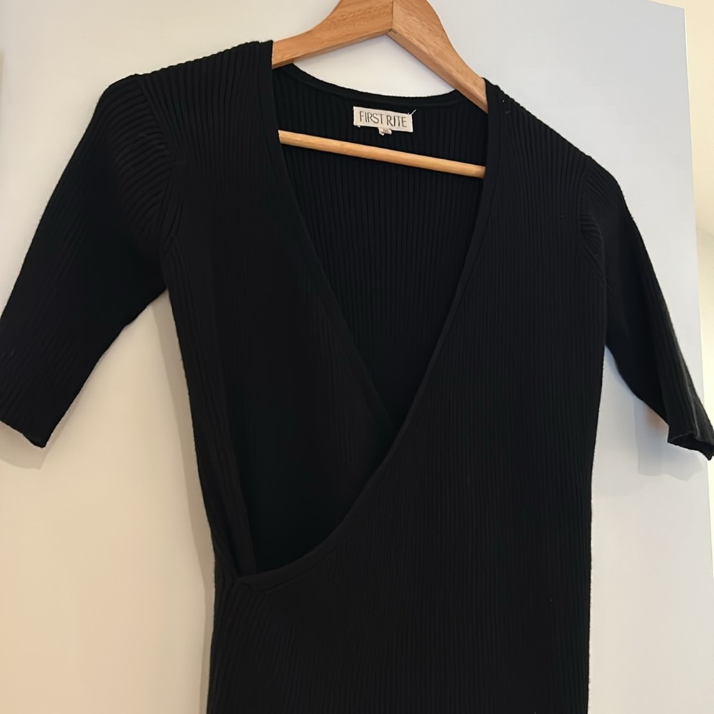 First Rite crossover sweater - Picture 2 of 3